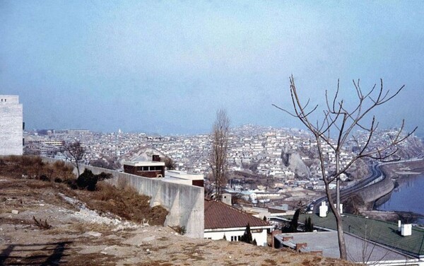 [사진: 성동구 응봉산 1972년경 모습, 출처: 네이버]
